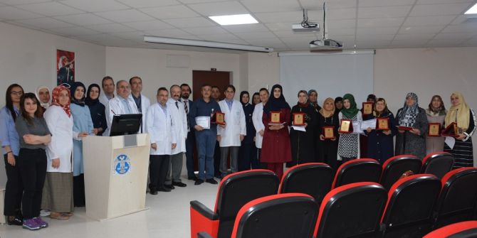 Halk Eğitim Kursiyerlerinden, Selçuk Tıp’taki Miniklere Hediye