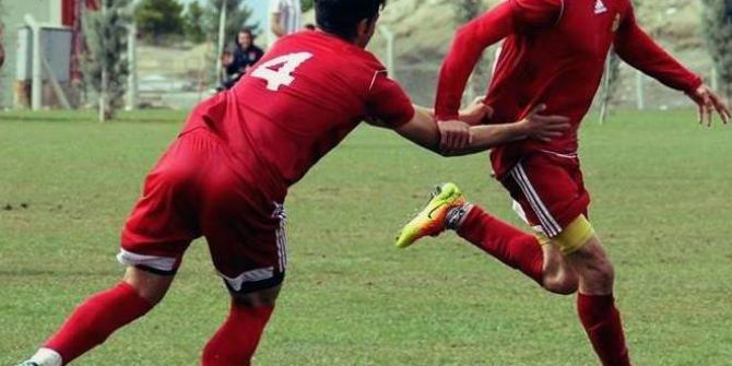 Yeni Malatyaspor’un Genç Futbolcusu Furkan Yiğit’in Yeteneği Dikkat Çekiyor