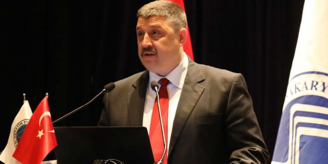 Saü İşletme Fakültesi’nde ‘Gelecek Zirvesi’ Yapıldı