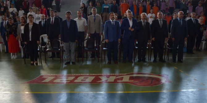 Biga’da Ortaokullar Arası Bilgi Yarışması