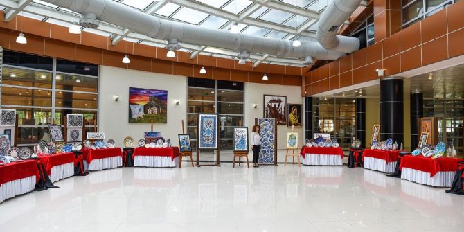 Çini Günleri Sergisi Açıldı