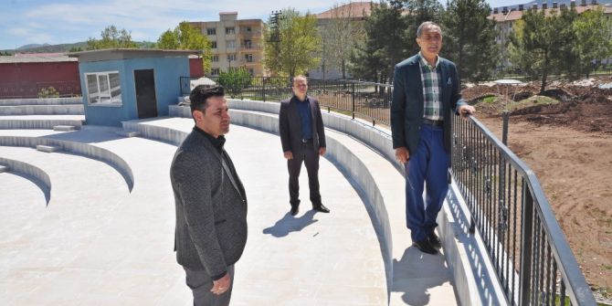 Gölbaşı İlçesinde Amfi Tiyatro Açılışa Hazırlanıyor