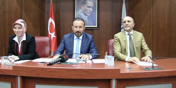 İzmit Belediye Meclisi Toplandı