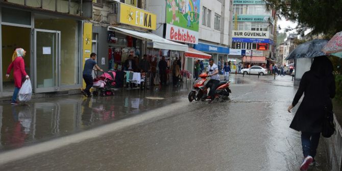 Kırıkkale’de Şiddetli Yağış