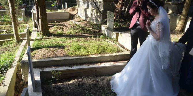 Helallik İçin Nikah Masasından Mezarlığa Gittiler