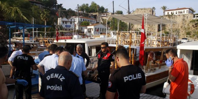 Antalya’da Falezlerden Düşen Şahıs Hayatını Kaybetti