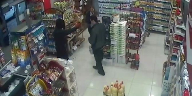 Silahlı Ve Biber Gazlı Market Soygunun Sanıklarına 13 Yıl Hapis Cezası