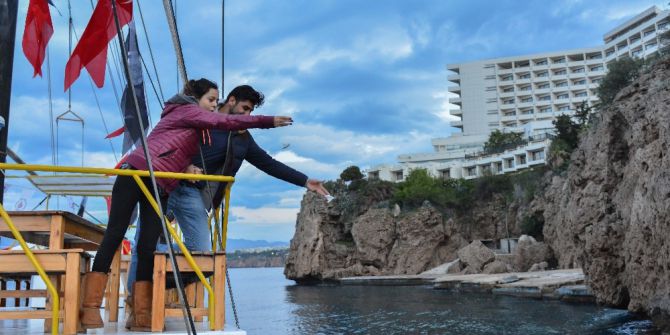 Dilekler Akdeniz’in Maviliklerine