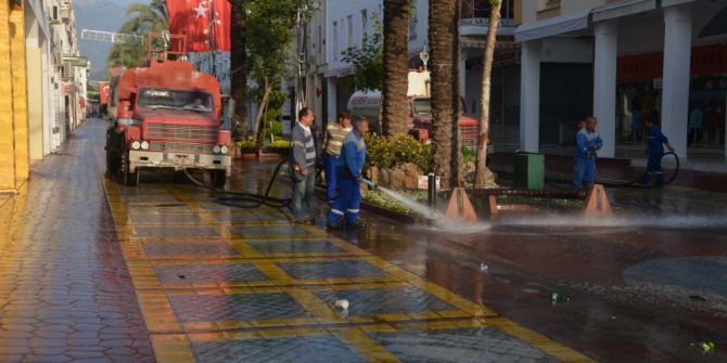 Kemer’de Sezon Temizliği