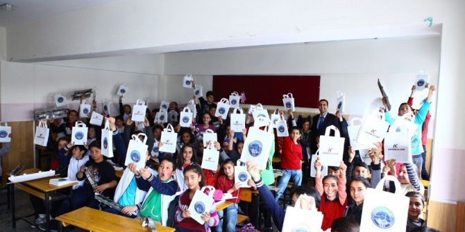 3 Bin 200 Öğrenciye Toplu Taşımanın Avantajları Anlatıldı