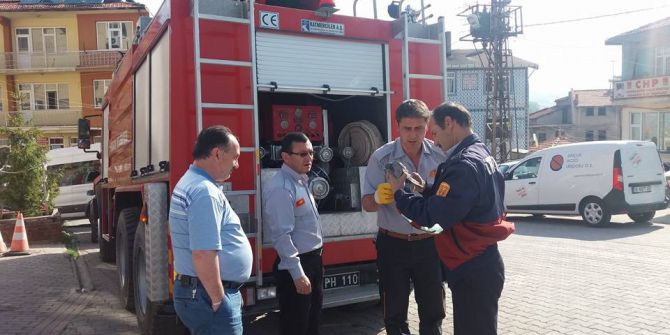 Hisarcık İtfaiyesinden Güvercin Kurtarma Operasyonu