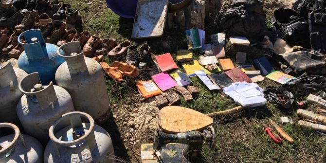 Eruh’ta Silah Ve Mühimmat Ele Geçirildi