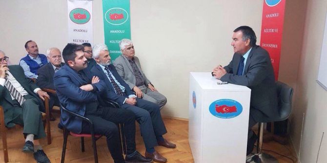 Eskişehir’de "Orta Asya’da Siyasi Teşekküller" Konferansı