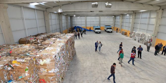 Geri Dönüşüm 4 Bin 250 Ağacı Kesilmekten Kurtardı.