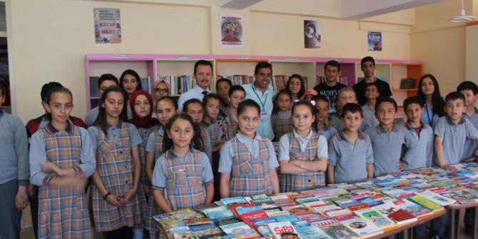 Kızıklılı Öğrencilerin Kitap Sevinci