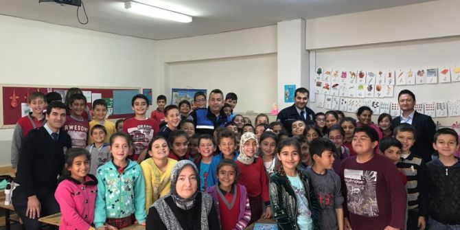 Öğrencilere Trafik Eğitimi Verildi