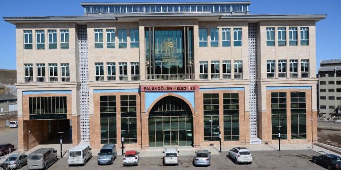 Palandöken Belediyesi Yeni Hizmet Binasında İş Başı Yaptı