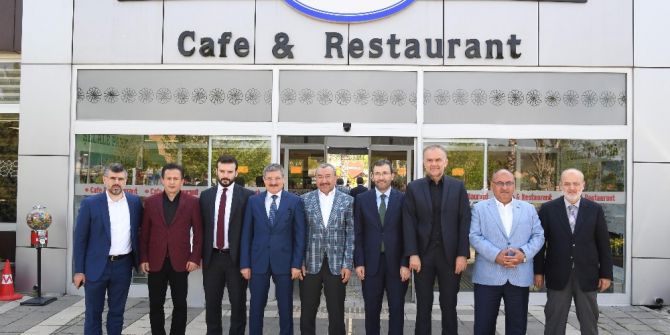 Başkan Yazıcı, Anadolu Yakası Belediye Başkanlarını Tuzla’da Ağırladı