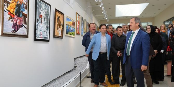 Fatsa’da “8 Renk” Resim Ve Ahşap Boyama Sergisi