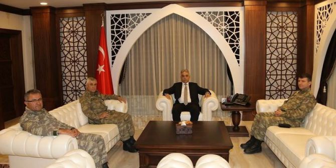 Korgeneral Çetin’den Vali Toprak’a Ziyaret