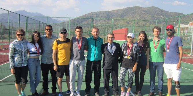 Spor Turnuvaları Ödül Törenleri Gerçekleşti