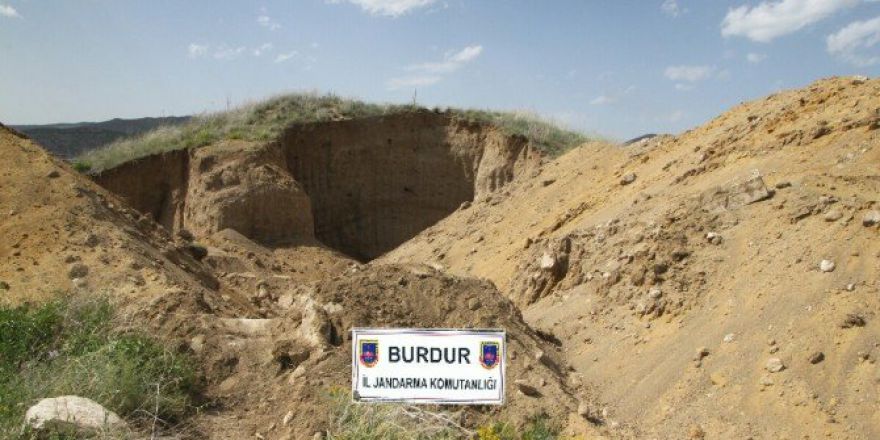 İş Makinesinden Düşen Boya Parçaları Olayı Aydınlattı