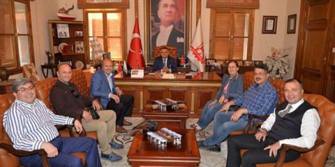 Kristal Ses Yarışması Jüri Üyelerinden Başkan Yağcı’ya Ziyaret