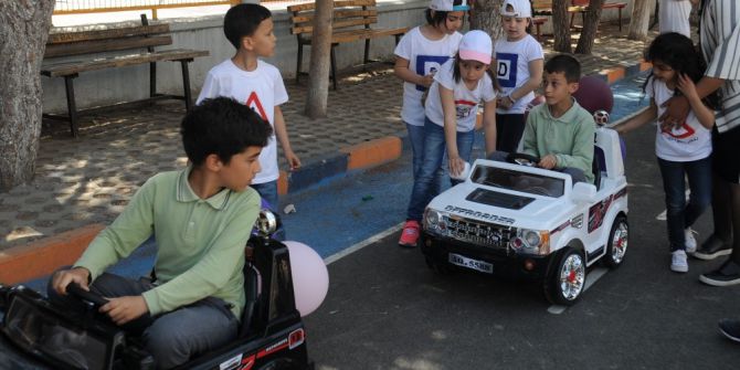 Çanakkale’de Öğrencilere ’Trafik Eğitim Pisti’