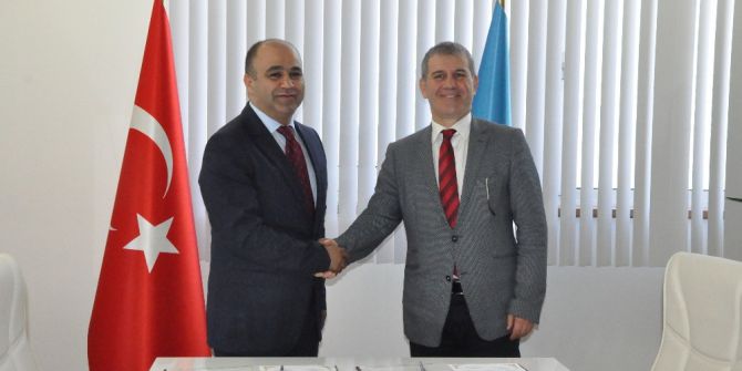 İzmir’de Her Okul Birer Spor Kulübü Olacak