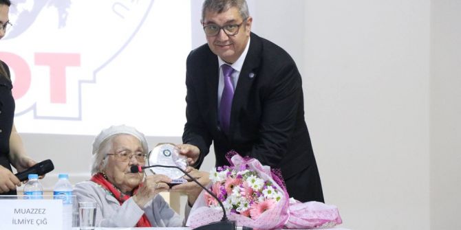 Toros Üniversitesi’nde Öğrenciler Hem Eğleniyor Hem Bilgileniyor