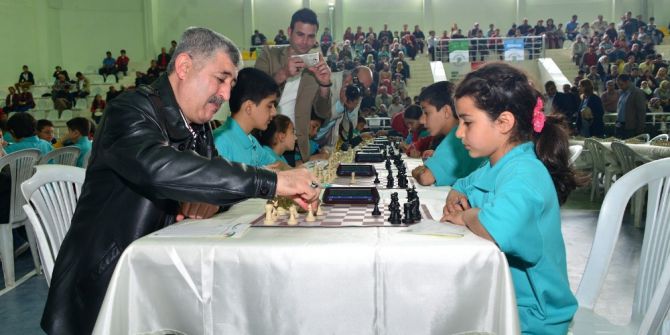 3.yeşilyurt Ulusal Satranç Şenliği 6-7 Mayıs’ta Düzenlenecek