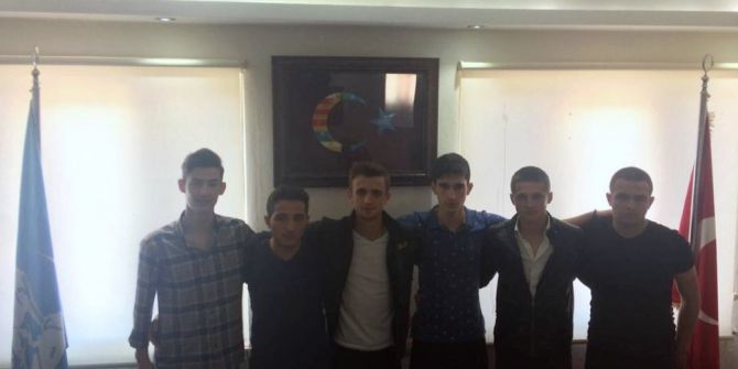 Ülkü Ocaklarından Muş’a Kitap Bağışı