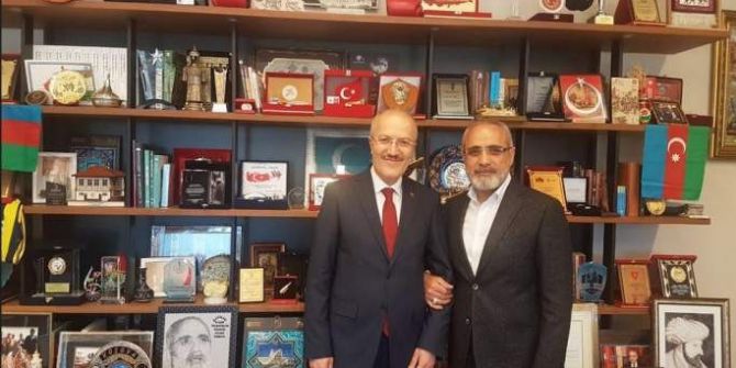 Başkan Kafaoğlu’na Anıt Tebriki