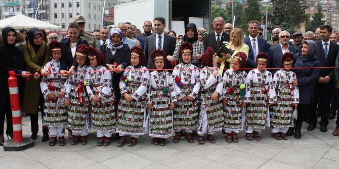 Tokat’ta Şehit Çocukları Yararına Kermes Düzenlendi