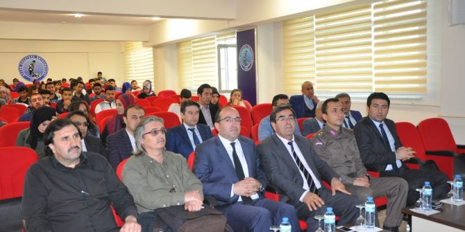 Sandıklı Meslek Yüksekokulunda "Yunus Emre Konferansı" Düzenlendi