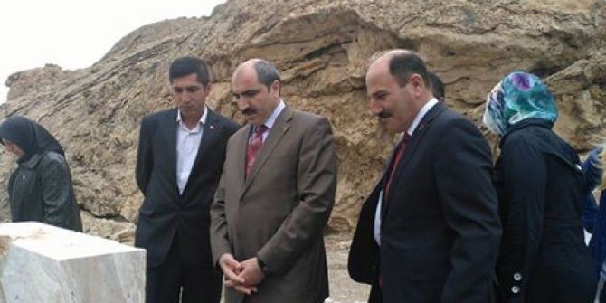 Ak Parti Heyeti Kelekom Köprüsünü Gezdi