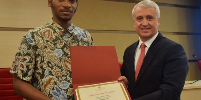 Öğrenciler Onur Ve Yüksek Onur Belgelerini Rektör Gündoğan’ın Elinden Aldılar