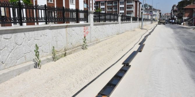 Asfalt Çalışmaları Camikebir Mahallesinde Devam Ediyor