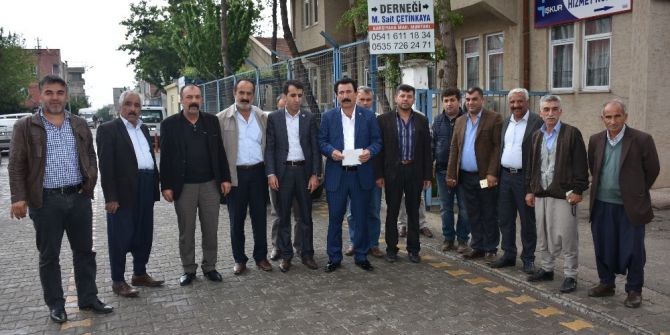 Mahalle Muhtarlarından Ekmek Zammına Tepki