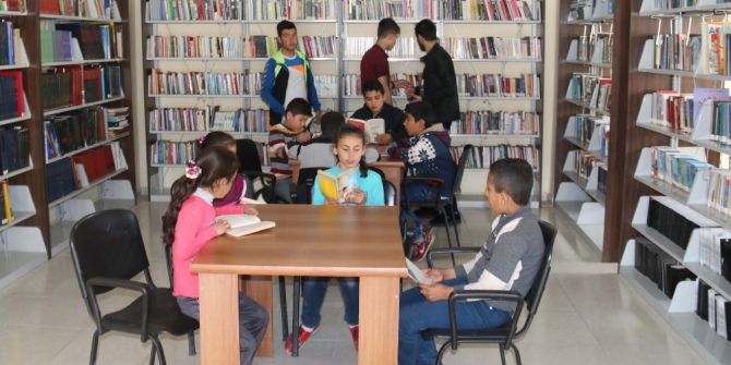 Bitlis’te “Herkes İçin Kütüphane” Projesi