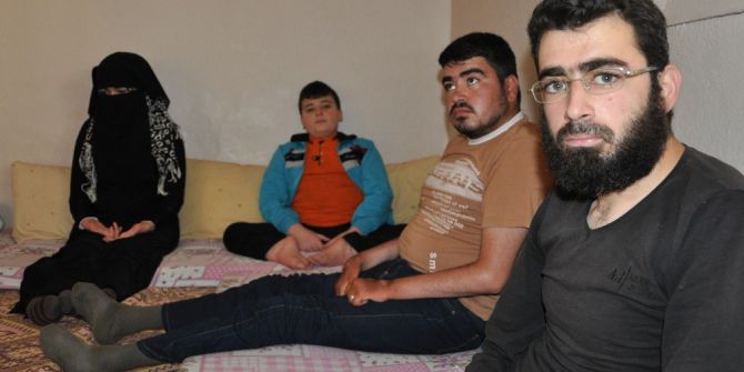 4 Engelli Kardeşe Bir Akülü Sandalye