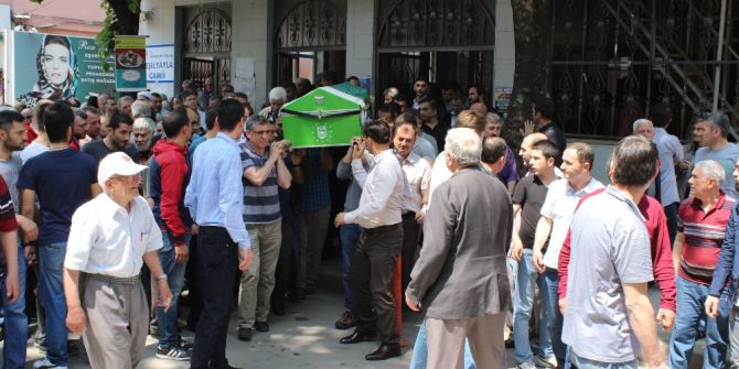 Sevenleri Dualarla Uğurladı