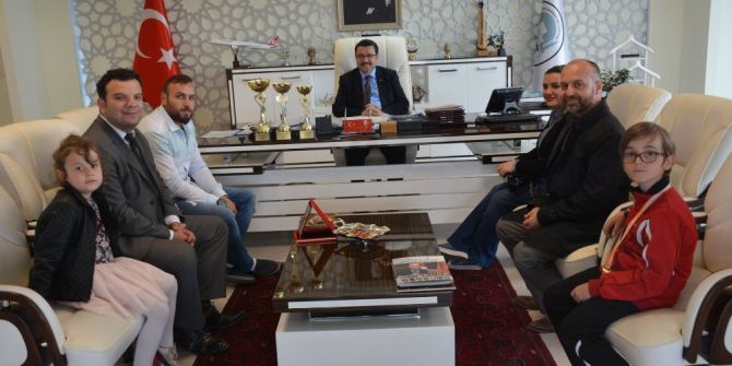 Trabzonlu Öğrenciler Oryantiringde Kupaları Topladı