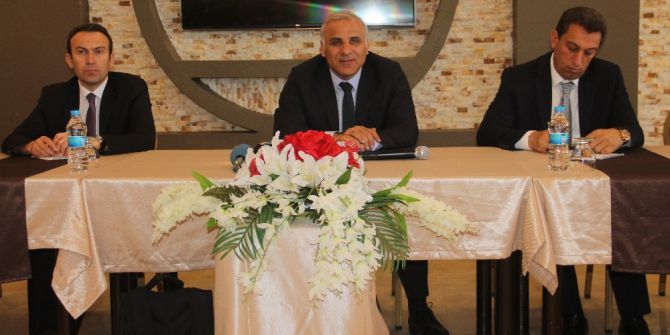 Vali Zorluoğlu Sivrice’de İstişarede Bulundu