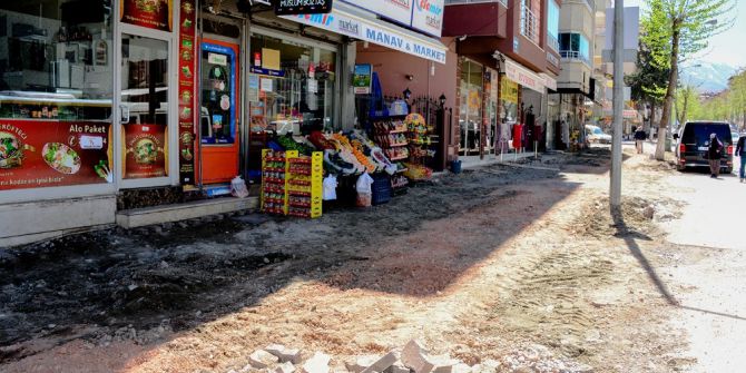 Tevfik Temelli Caddesinde Değişim-dönüşüm Ve Yenileme Çalışmalarına Başlandı