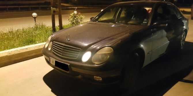 Kaçak Lüks Otomobil Yol Kontrolünde Tespit Edildi