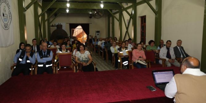 Burhaniye’de Belediye Çalışanları Halkı Sevgi İle Karşılayacak