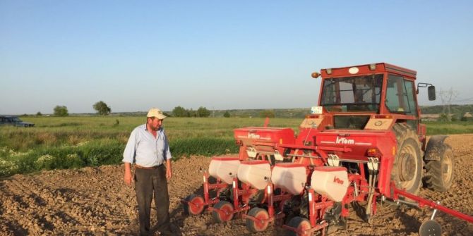 Çiftçinin Mısır Ekimi Mesaisi Başladı