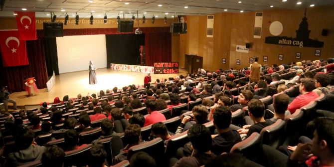 Öğrenciler, Düşüncelerini Yabancı Dilde Anlattı