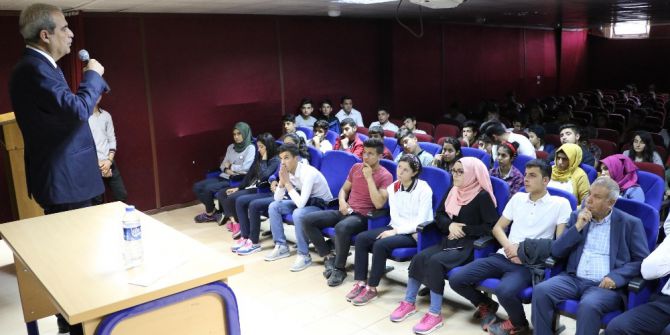 Demirkol Öğrencilerle Bir Araya Geldi